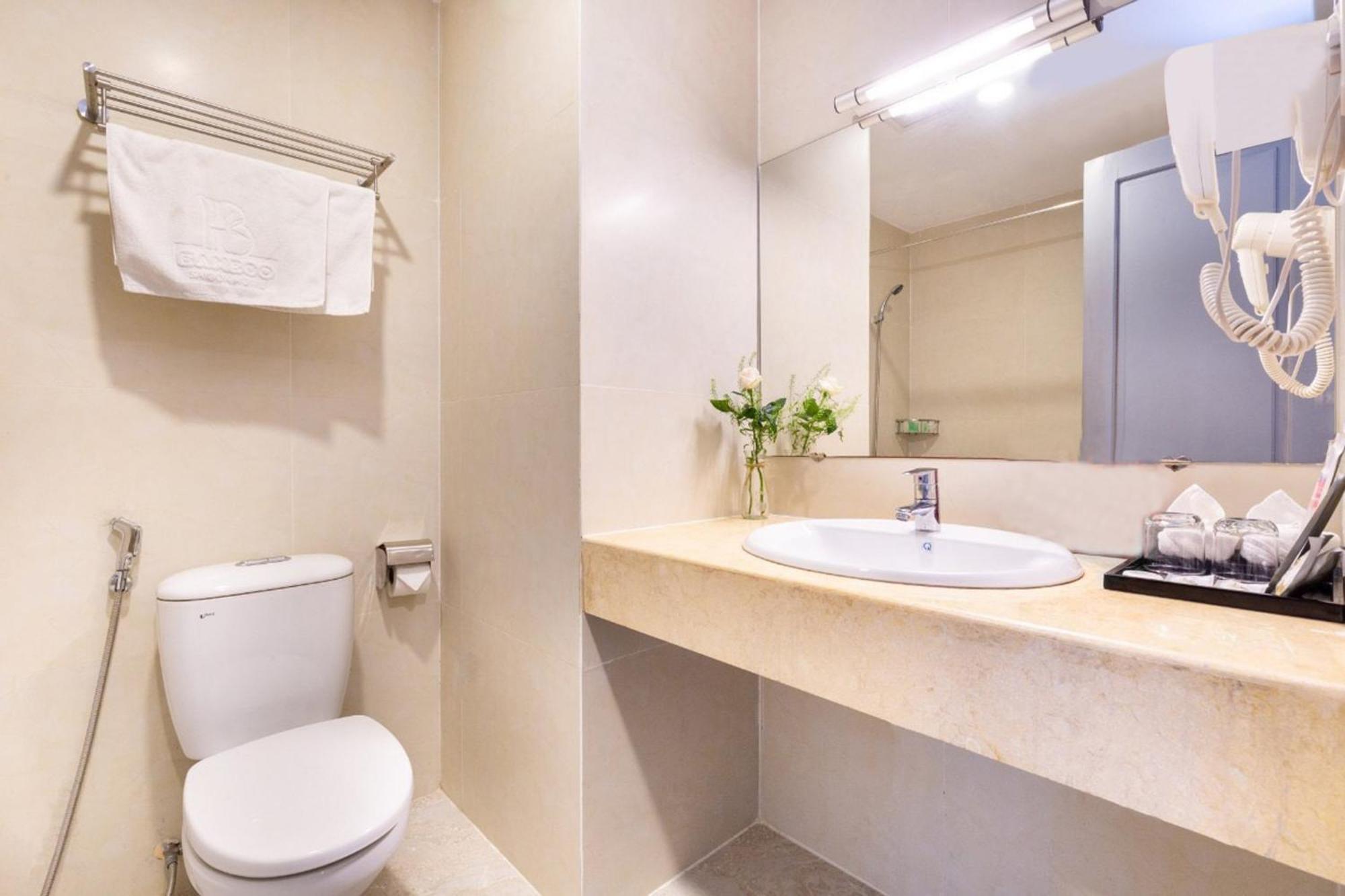 Hotel Khach San Bamboo Sai Gon Ho Či Minovo Město Exteriér fotografie